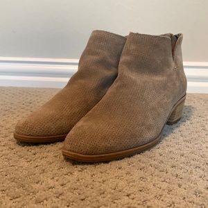 Dolce Vita Size 7.5 Women’s Dress Shoes